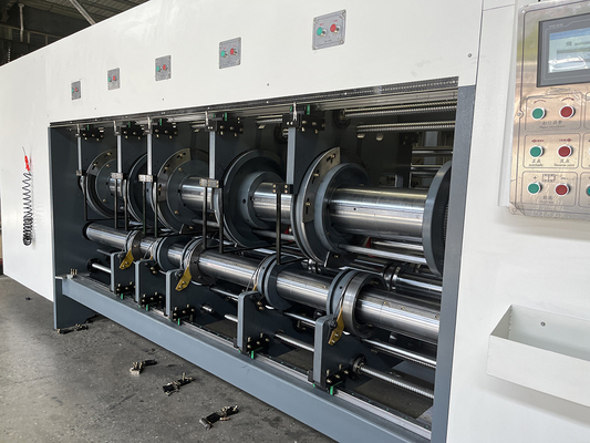 PLC 2508se ঢেউতোলা স্লটিং মেশিন স্বয়ংক্রিয় কার্ডবোর্ড