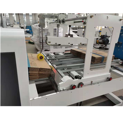 শক্ত কাগজ বক্স স্বয়ংক্রিয় ফোল্ডার Gluer 1000mm ভ্যাকুয়াম সাকশন খাওয়ানো