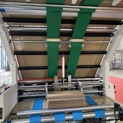 800 মিমি ঢেউতোলা শীট পেস্টিং গ্লুইং মেশিন 380V/50Hz 20Kw
