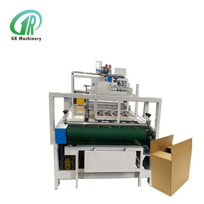 PLC নিয়ন্ত্রিত 200mm ফোল্ডার গ্লুইং মেশিন 380V/220V ভোল্টেজ 2800mm
