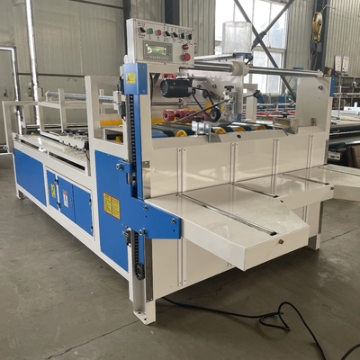 PLC নিয়ন্ত্রিত 200mm ফোল্ডার গ্লুইং মেশিন 380V/220V ভোল্টেজ 2800mm