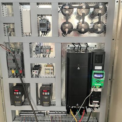 বৃহৎ পরিমাণে উৎপাদনের জন্য অবিচ্ছিন্ন ফিডিং এবং স্ট্যাকিং সহ উচ্চ ক্ষমতা সম্পন্ন ঢেউতোলা বাক্স তৈরির মেশিন