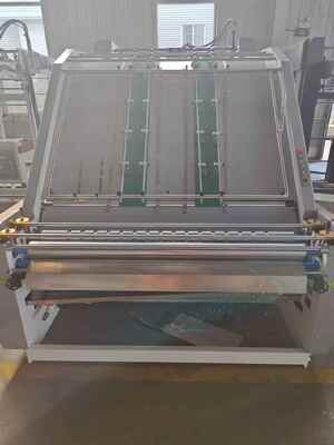 HL1600 স্বয়ংক্রিয় ফ্লুট ল্যামিনেটিং মেশিন 1600X1250mm Max. ল্যামিনেটিং আকার, 5500 শীট / ঘন্টা গতি, এবং পিএলসি প্রোগ্রাম নিয়ন্ত্রণ